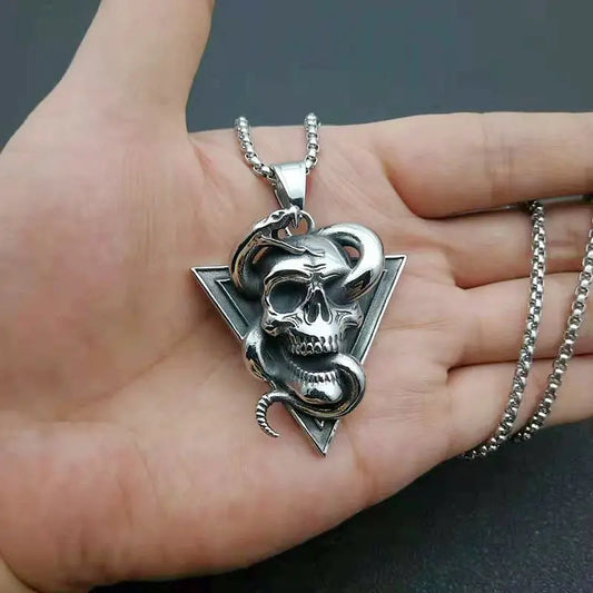 Unique Silver Color Snake Winding Skull Metal Pendant Domineering Men\'s Gothic Style Necklace Jewelry